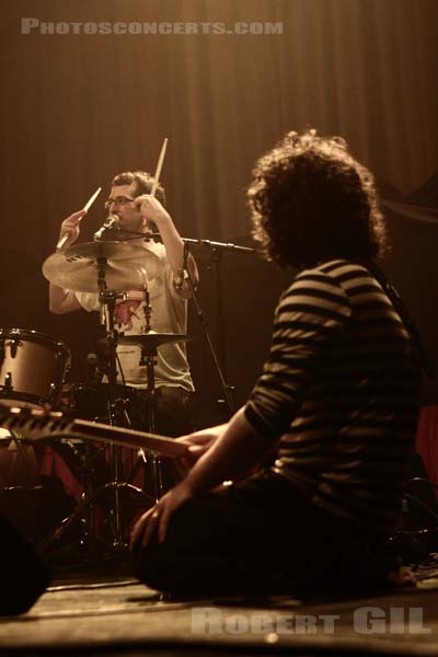 ZOEY VAN GOEY - 2011-04-11 - PARIS - Grand Rex - 